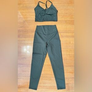 Gymshark Olive Green Set *NEVER WORN